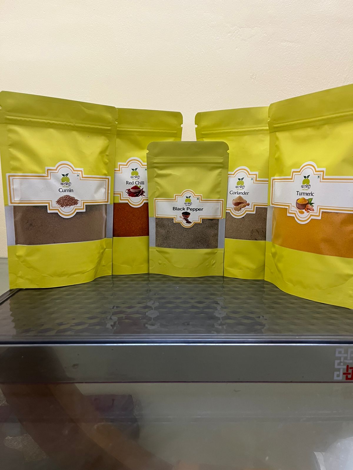 Essential Spices Combo pack - Powder of Turmeric, Chilli, Coriander, Cumin, & Black Pepper |